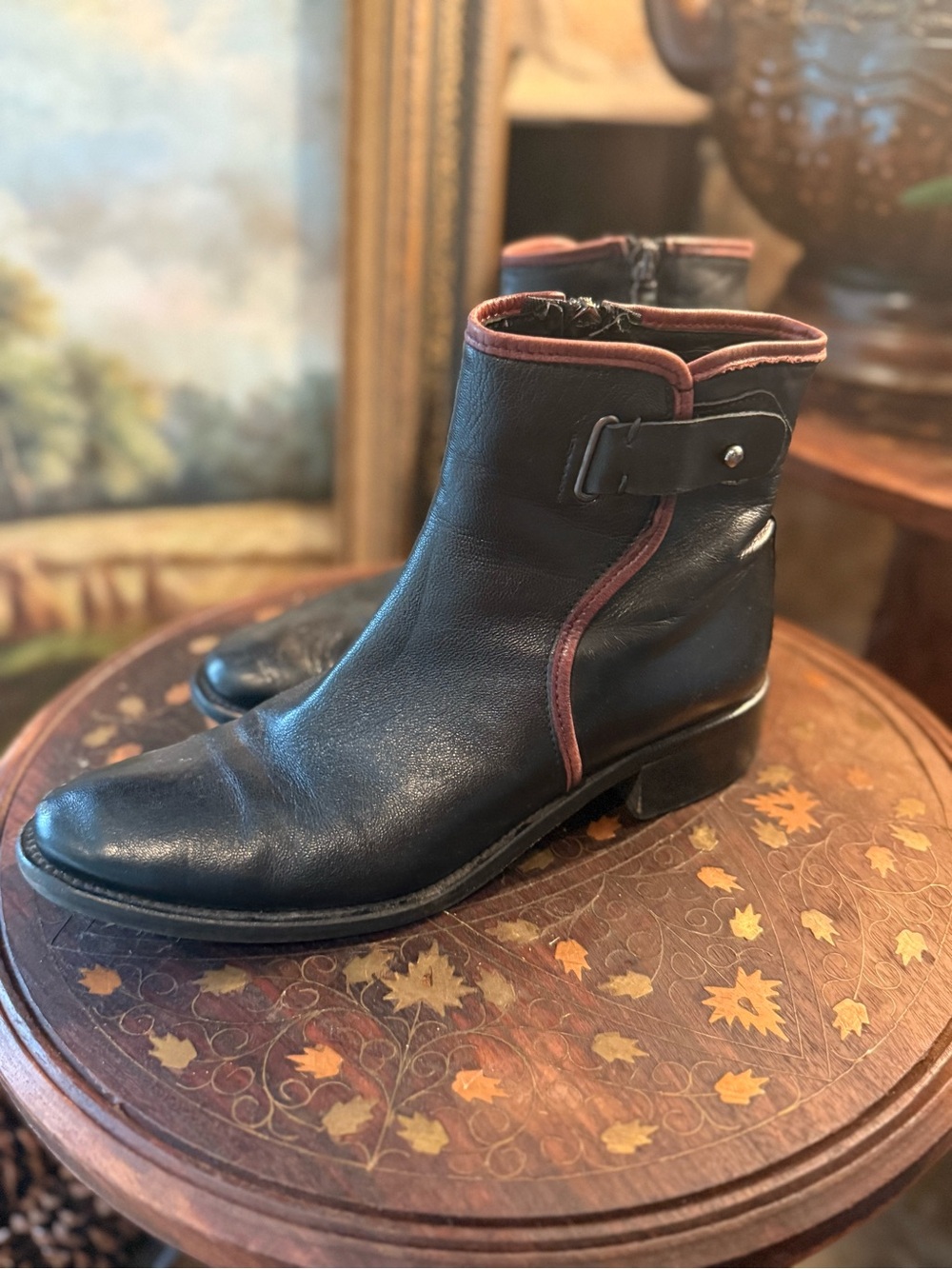 Bata (Vero Cuoio)Women’s Black Leather Ankle Boots with Brown Trim